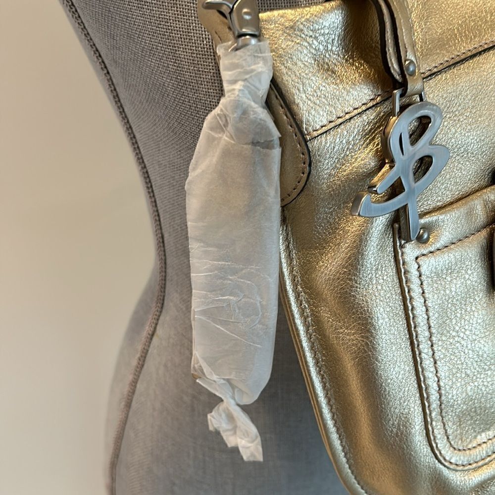 B. Makowsky Gold Handbag - Picture 6 of 10